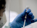 Terza dose di vaccino nell'hub vaccinale di Acea a Roma, (ANSA)