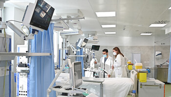 Reparto ospedaliero (ANSA)
