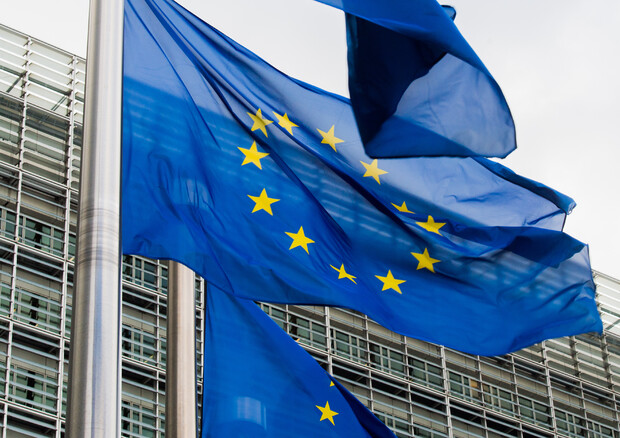 EU flag bandiera europea berlaymont europa ue - fonte: EC © Ansa