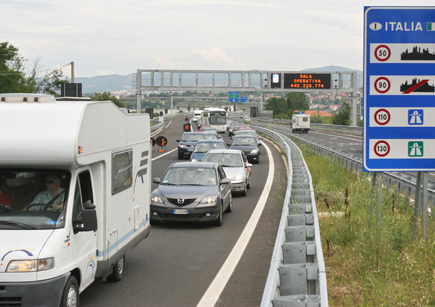 Ue apre a controlli confini dentro Schengen fino a 2 anni © ANSA