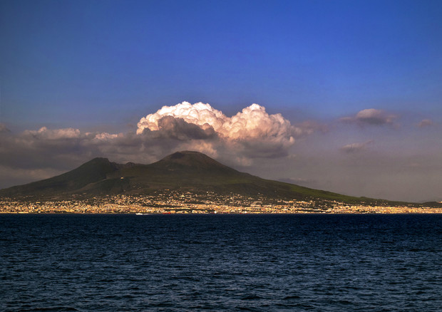 Il Vesuvio (fonte: Vittorio Pandolfi da Flickr) (ANSA)