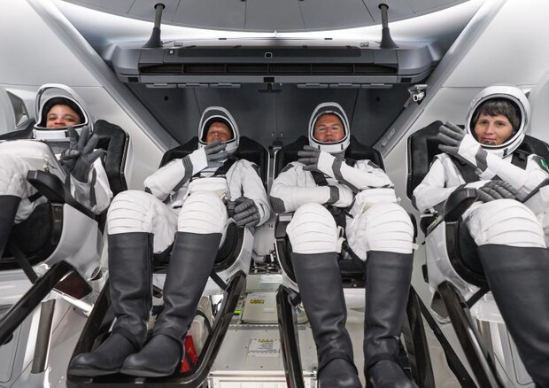 L'equipaggio Crew 4 si prepara a salutare la Stazione Spaziale (fonte: SpaceX) © Ansa