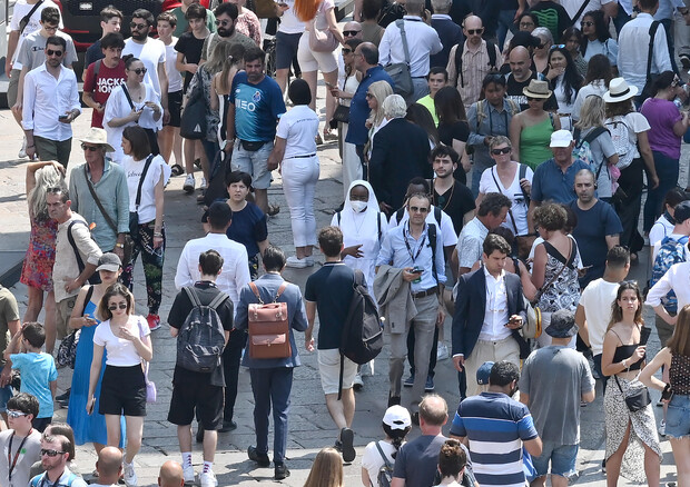 Per l'epidemiologo La Vecchia è realistica la stima di circa 3 milioni di positivi in Italia © ANSA