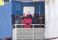 Migranti, la nave Sea Eye nel porto di Napoli (ANSA)