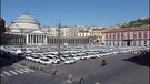 Napoli, tassisti in protesta occupano piazza Plebiscito con le macchine(ANSA)