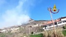 Incendio in area una boschiva nel Pescarese, elicottero e Canadair in azione (ANSA)