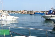Lampedusa, i pescatori: 'Stato scarica su di noi costo smaltimento barconi'