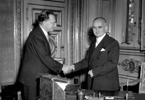Luigi Einaudi con Alcide De Gasperi (ANSA)