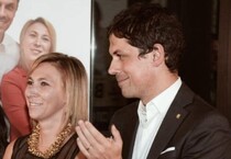 Laura Buco e Andrea Romizi in una foto su Fb del sindaco (ANSA)