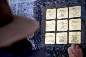 Giorno memoria: Napoli, pietre d'inciampo per vittime (ANSA)
