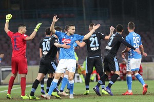 Serie A: Napoli-Lazio 2-1 (ANSA)