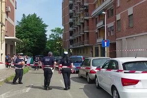 Modena, bimba di 4 anni cade dal settimo piano e muore (ANSA)