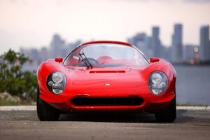 All'asta da Sotheby's l'ultima Ferrari Dino 206 S (ANSA)