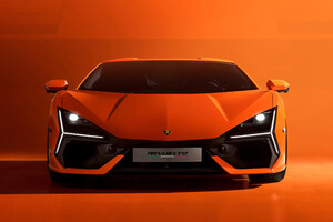 Revuelto, la prima Lamborghini ibrida plug-in (ANSA)