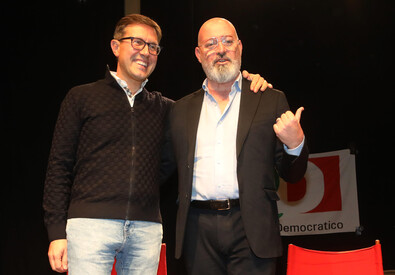 Il sindaco di Firenze Dario Nardella e il presidente della regione Emilia Romagna Stefano Bonaccini (ANSA)