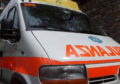 Un'ambulanza (ANSA)
