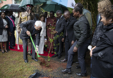 Il presidente Mattarella in visita all'Università di Nairobi in Kenya (ANSA)