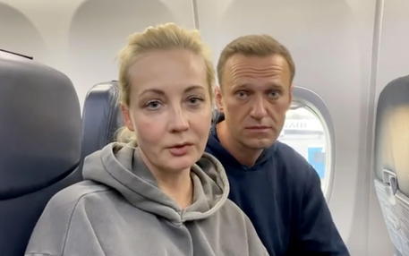 Yulia Navalnaya con il marito Alexei Navalny © EPA