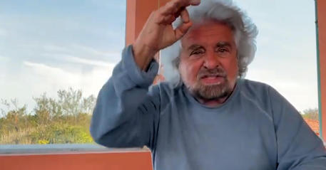 ++ Beppe Grillo, mio figlio non ha fatto niente, arrestate me ++ © ANSA
