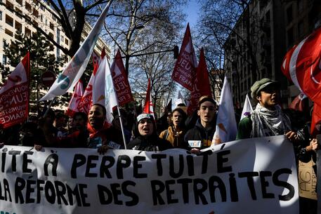 Un'immagine della protesta oggi a Parigi © AFP