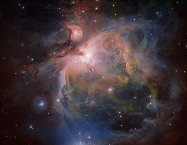 La nebulosa di Orione in un'immagine catturata dal telescopio Vlt dell'Eso. Distante 1.350 anni luce, è una delle culle di stelle più vicine (fonte: ESO/G. Beccari)