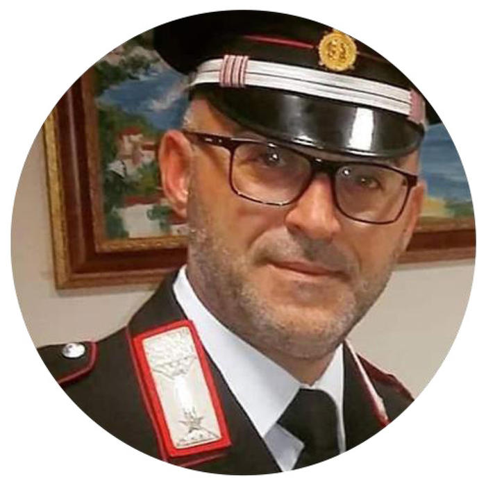 Ettore Cannabona, comandante della Stazione dei Carabinieri di Altavilla Milicia (Palermo), ha  devoluto in beneficenza l'intero stipendio mensile (foto: ANSA)