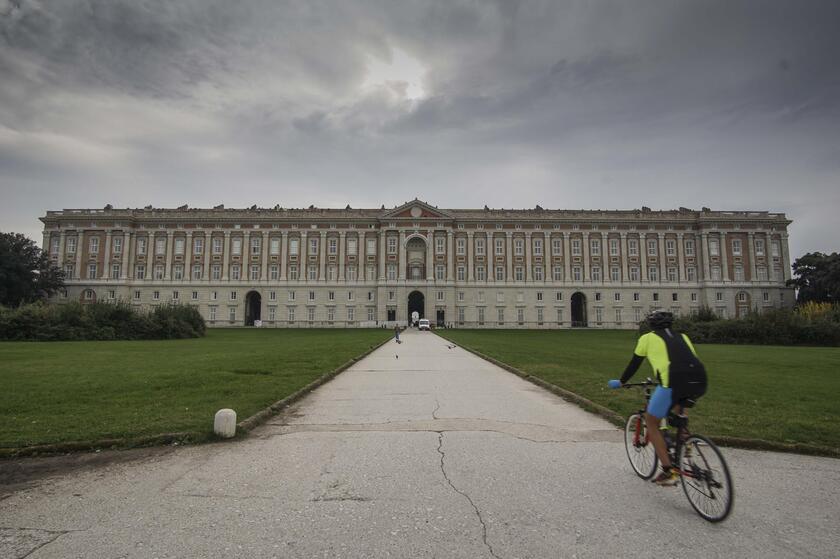 External and internal facades of the Royal Palace of Caserta after restoration work - RIPRODUZIONE RISERVATA