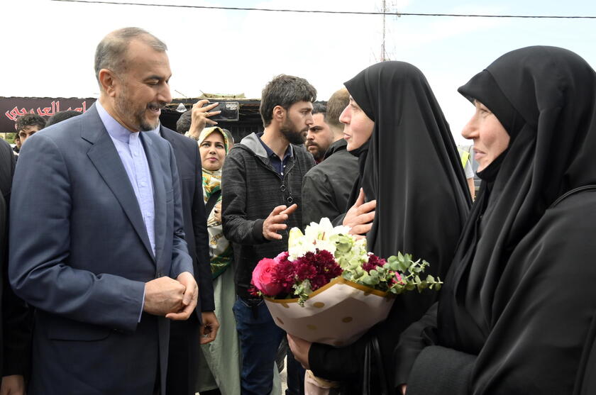 Iranian foreign minister visits Maroun Al Ras village near border with Israel © ANSA/EPA