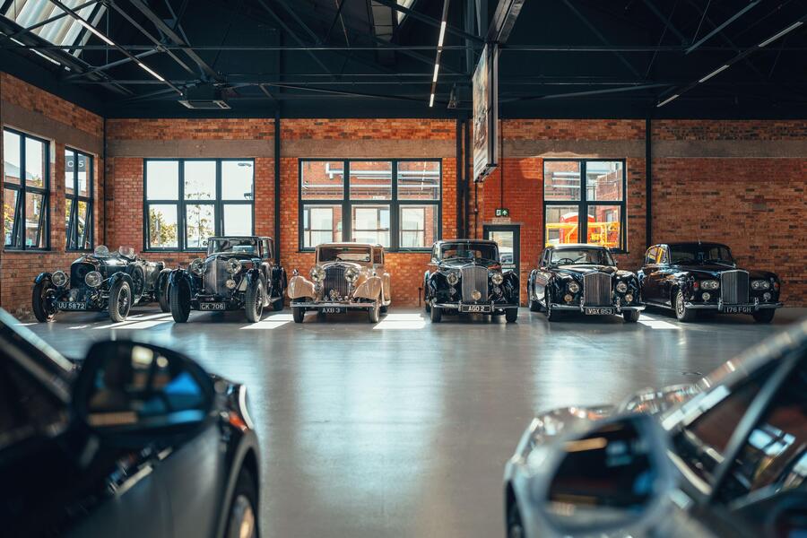 Bentley Heritage Garage © Ansa