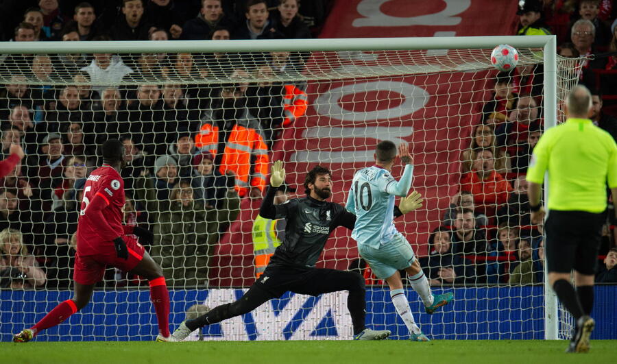Premier: Liverpool-West Ham 1-0 © 
