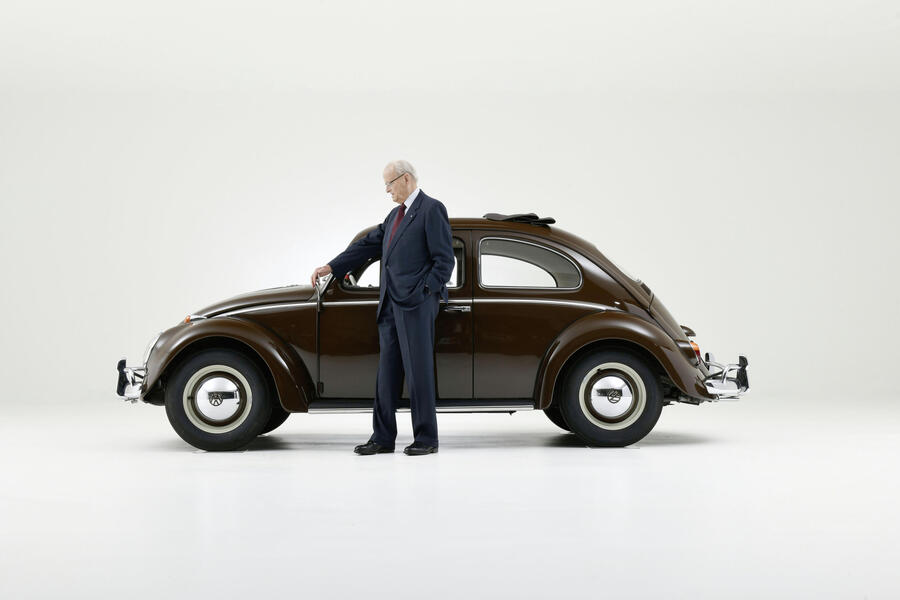 VW: addio a Carl Hahn, fece del Maggiolino un'icona pop © 