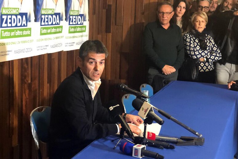 Conferenza stampa di Massimo Zedda - RIPRODUZIONE RISERVATA
