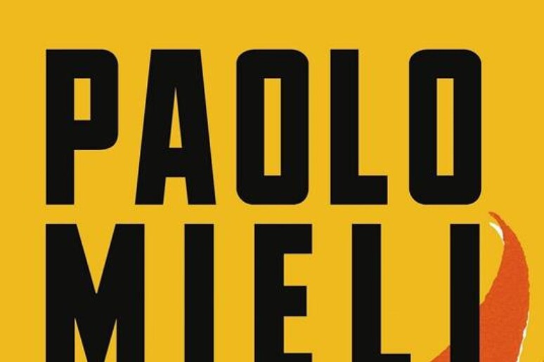 La copertina del libro di Paolo Mieli  	'Il tribunale della storia 	' - RIPRODUZIONE RISERVATA