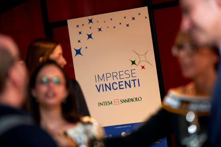 Intesa: a Brescia 10  'Imprese Vincenti ', welfare è centrale - RIPRODUZIONE RISERVATA