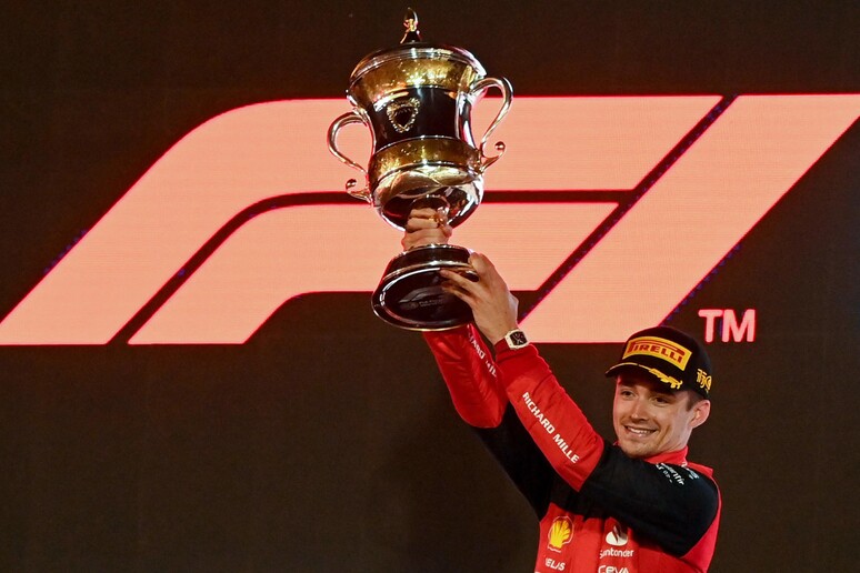 F1: in Bahrain doppietta Ferrari, vince Leclerc:  	'Inizio da sogno 	' © ANSA/AFP
