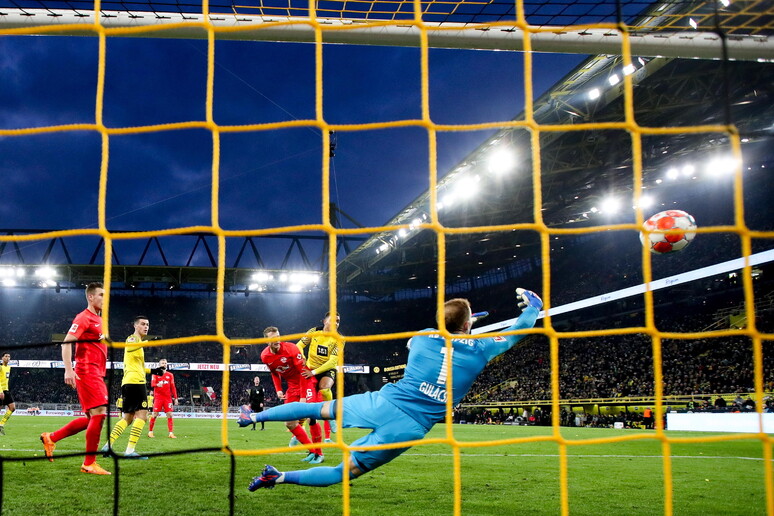 Borussia Dortmund-Lipsia © ANSA/EPA