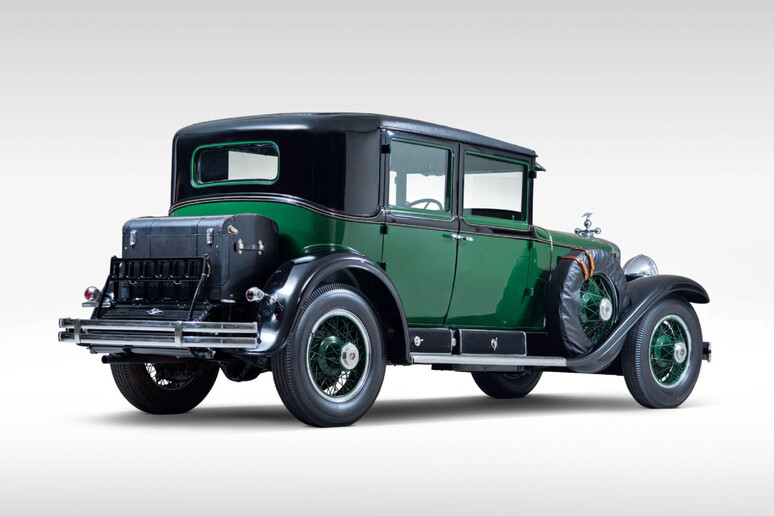 Al Capone, all 'asta una Cadillac blindata del 1928 - RIPRODUZIONE RISERVATA