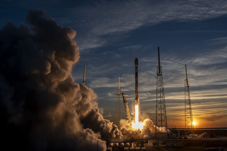 Lanciati da SpaceX i primi satelliti Starlink di nuova generazione (fonte: SpaceX) - RIPRODUZIONE RISERVATA