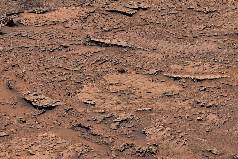 Su Marte scoperte le tracce delle onde di antichi laghi (fonte: NASA/JPL-Caltech/MSSS) - RIPRODUZIONE RISERVATA