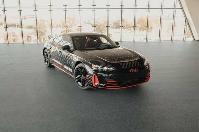 Una speciale Audi Rs e-tron Gt ispirata ad un prototipo - RIPRODUZIONE RISERVATA