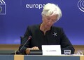 Lagarde: "Prospettive economiche sempre piu' fosche"