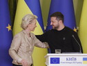 Commissione Ue raccomanda l'apertura di negoziati di adesione con Kiev (ANSA)