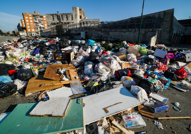 Oltre 620 milioni in multe per l'Italia per non aver rispettato le norme sull'ambiente dell'Ue © ANSA