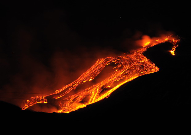 Eruzione dell'Etna del gennaio 2011 (fonte: Pxfuel) © Ansa