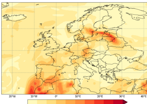 Mappa del trasporto atmosferico della sabbia dal Sahara sull'Europa, ottenuta dai satelliti del sistema europeo Copernicus (fonte: Copernicus Atmosphere Monitoring Service/ECMWF) © Ansa