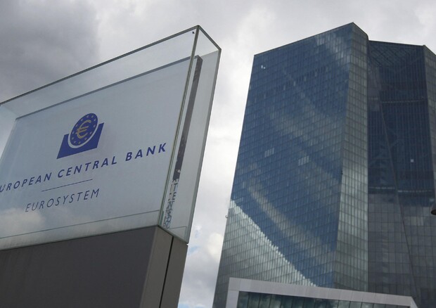 Bce pronta ad alzare i tassi nelle prossime riunioni © AFP