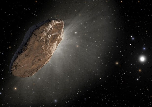 Rappresentazione artistica della come interstellare 'Oumuamua, mentre liera ossigeno avvicinandosi al Sole (fonte: NASA, ESA , Joseph Olmsted e Frank Summers di STScI) © Ansa