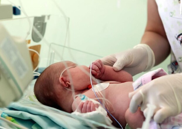 Virus sinciziale, -83% dei neonati ricoverati con il monoclonale (ANSA)