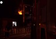 Ucraina, vigili del fuoco intervengono dopo un attacco russo a Zaporizhzhia (ANSA)