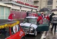 Torino, la pioggia non ferma il raduno dei Babbi Natale (ANSA)